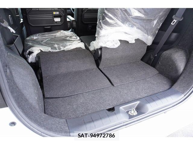 Daihatsu TANTO CUSTOM 2021-08 6817617-8