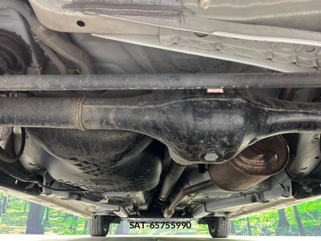 Daihatsu TANTO CUSTOM 2023-01 6817613-18