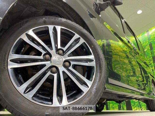 Daihatsu TANTO CUSTOM 2016-04 6817618-12