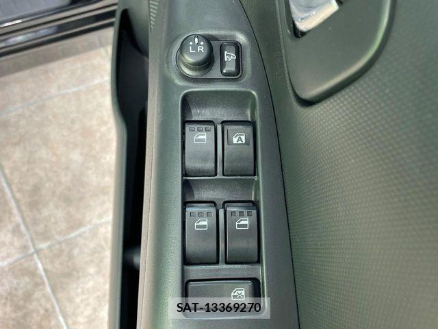 Daihatsu TANTO CUSTOM 2012-01 7215744-6