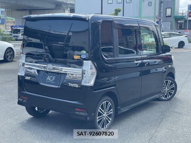 Daihatsu TANTO CUSTOM 2014-06 7458402-4