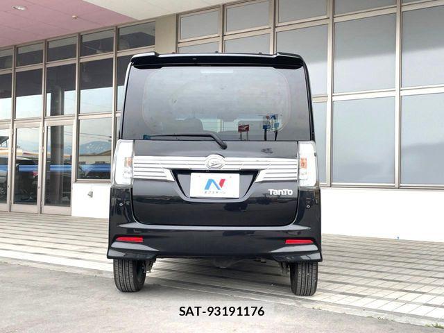 Daihatsu TANTO CUSTOM 2016-03 7510270-14