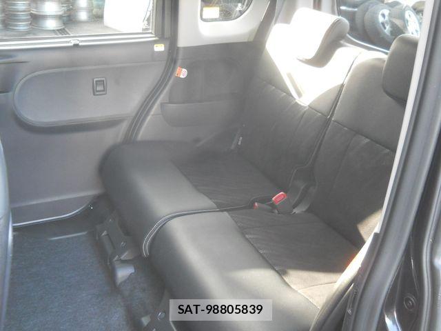 Daihatsu TANTO CUSTOM 2019-04 7503224-13