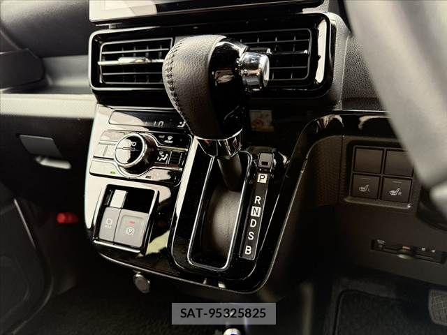 Daihatsu TANTO CUSTOM 2023-02 7620791-25
