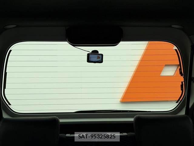 Daihatsu TANTO CUSTOM 2023-02 7620791-6