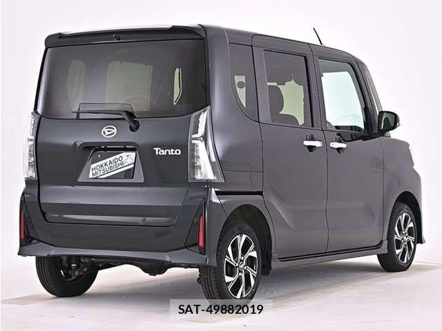 Daihatsu TANTO CUSTOM 2024-06 7880015-17