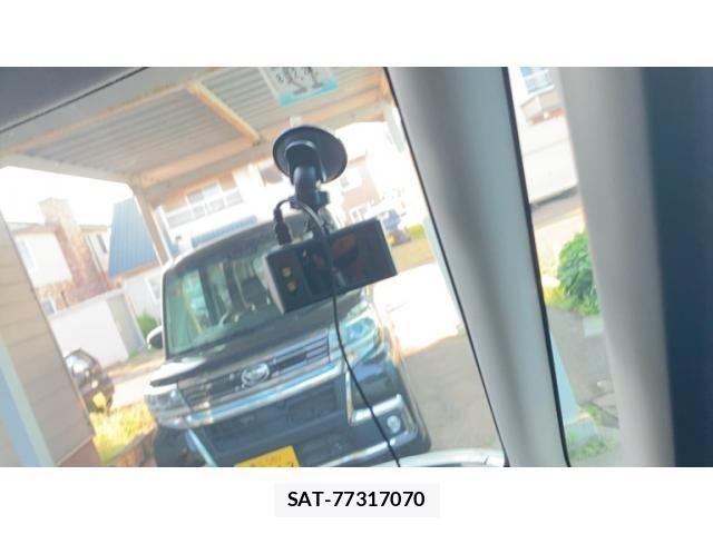 Daihatsu TANTO CUSTOM 2009-12 7903516-17