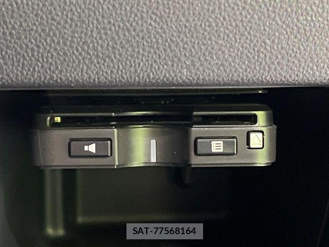 Daihatsu TANTO CUSTOM 2019-01 7964113-6