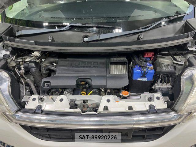 Daihatsu TANTO CUSTOM 2014-03 7964115-17