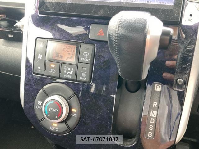 Daihatsu TANTO CUSTOM 2014-12 7964122-23