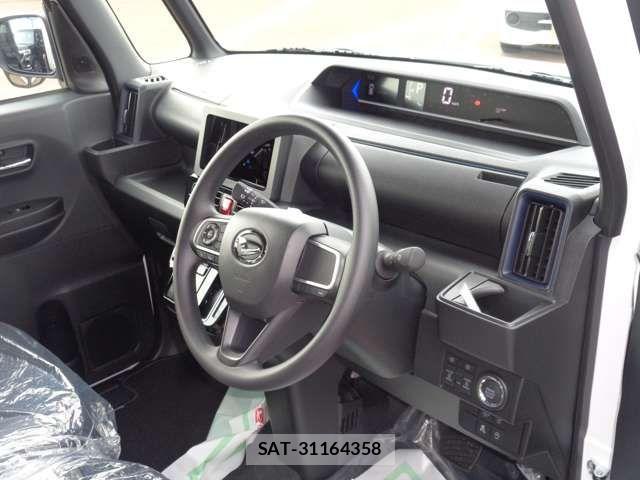 Daihatsu TANTO CUSTOM 2025-05 8132671-6