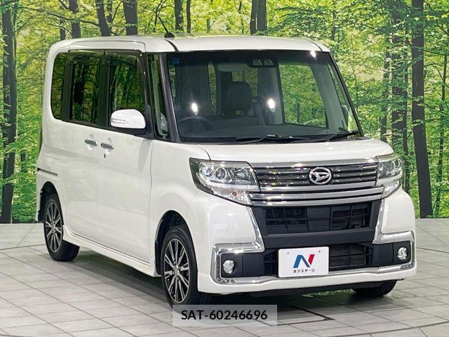 Daihatsu TANTO CUSTOM 2017-10 8210665-16