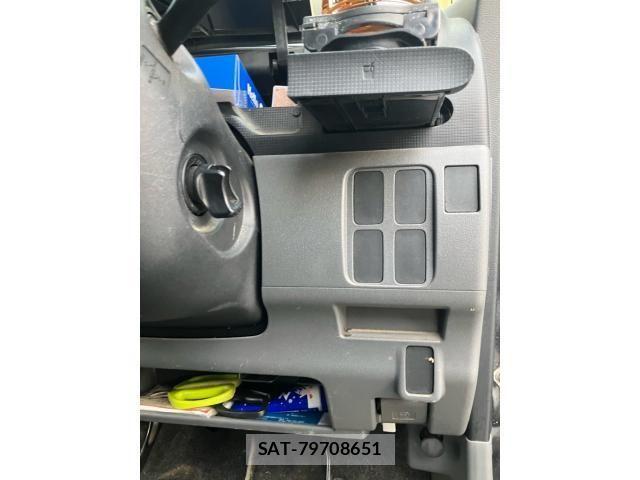 Daihatsu TANTO CUSTOM 2010-06 8232135-11