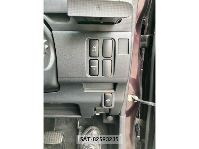 Daihatsu TANTO CUSTOM 2011-10 8232136-20