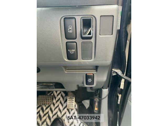 Daihatsu TANTO CUSTOM 2008-04 8317623-11