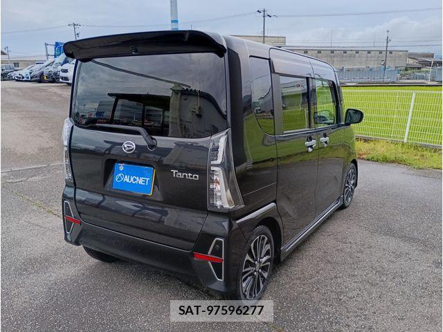 Daihatsu TANTO CUSTOM 2021-12 8317616-2