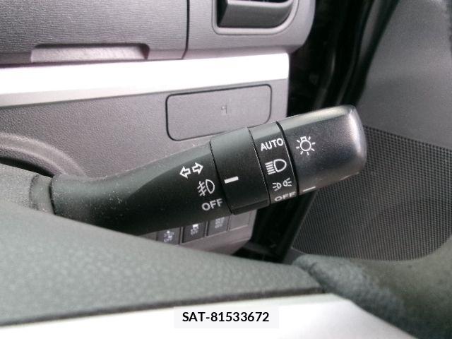 Daihatsu TANTO CUSTOM 2015-02 8317617-18