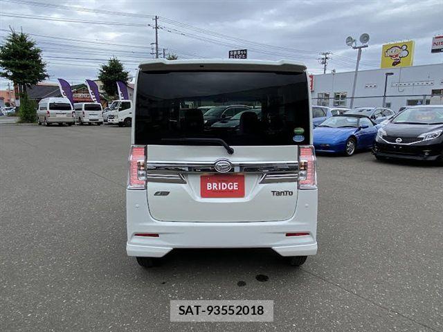 Daihatsu TANTO CUSTOM 2015-05 8317618-6