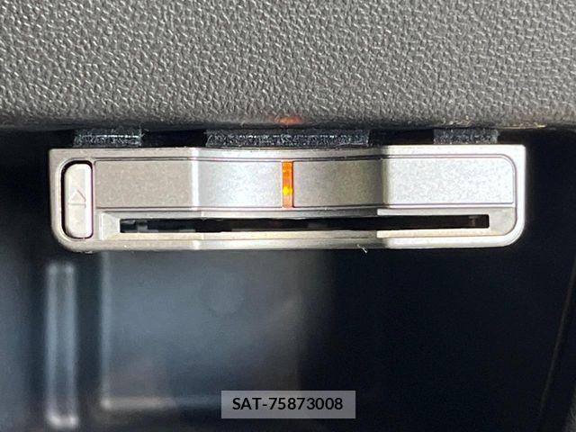 Daihatsu TANTO CUSTOM 2015-03 8317615-6