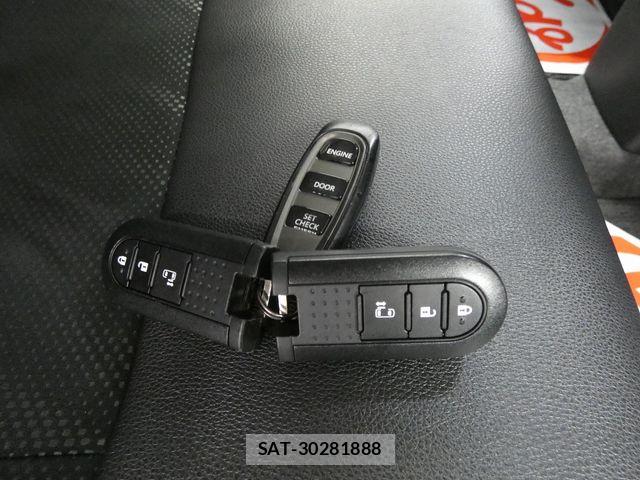 Daihatsu TANTO CUSTOM 2018-09 8355770-23