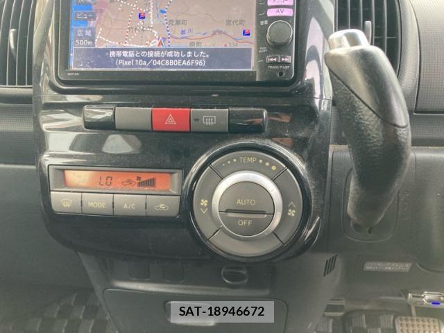 Daihatsu TANTO CUSTOM 2011-08 8369404-21
