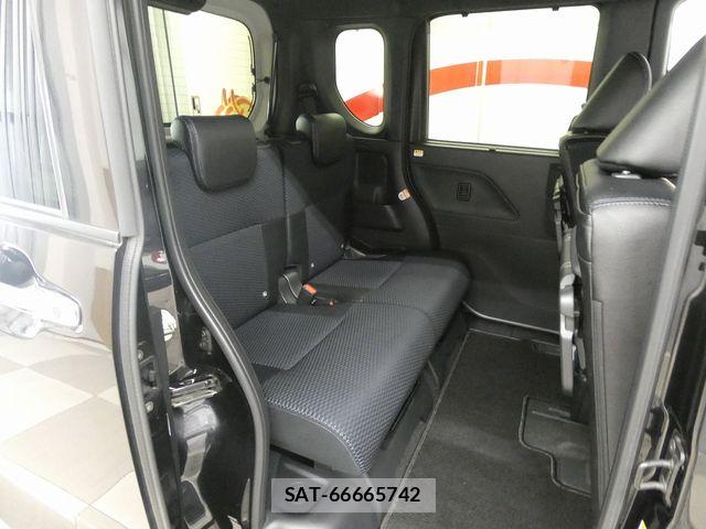 Daihatsu TANTO CUSTOM 2023-08 8415441-14