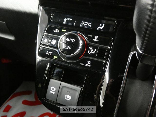 Daihatsu TANTO CUSTOM 2023-08 8415441-23