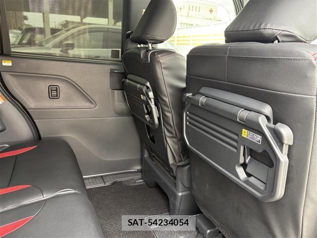 Daihatsu TANTO CUSTOM 2023-04 8629351-24
