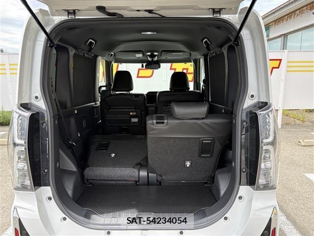 Daihatsu TANTO CUSTOM 2023-04 8629351-28