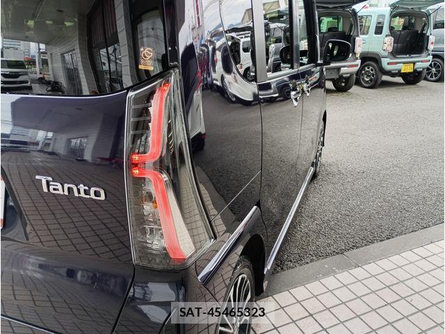 Daihatsu TANTO CUSTOM 2023-08 8832047-5