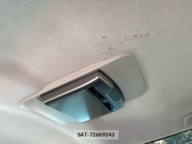 Daihatsu TANTO CUSTOM 2015-10 8832061-24