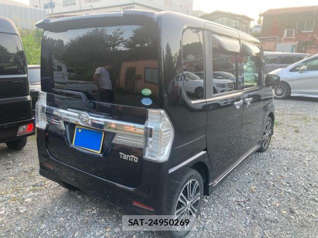 Daihatsu TANTO CUSTOM 2014-04 8832056-8