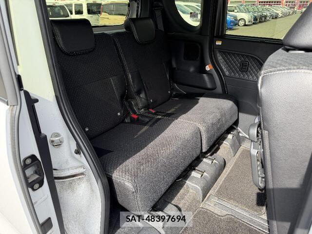Daihatsu TANTO CUSTOM 2021-08 8882603-17