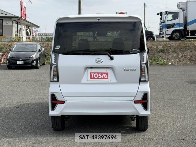 Daihatsu TANTO CUSTOM 2021-08 8882603-24