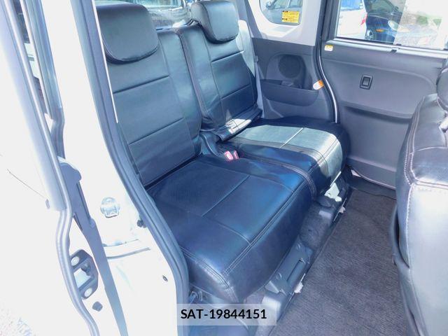 Daihatsu TANTO CUSTOM 2014-02 8884482-9