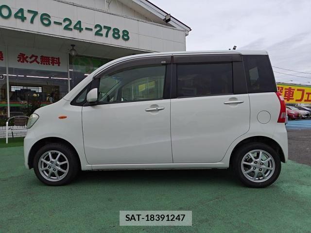 Daihatsu TANTO EXE 2012-01 7252584-11