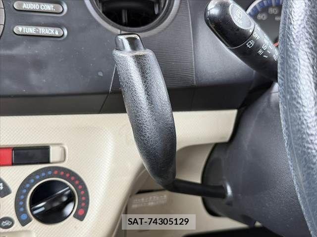 Daihatsu TANTO EXE 2011-08 7330629-25