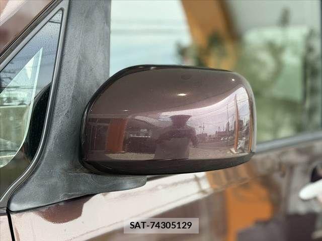 Daihatsu TANTO EXE 2011-08 7330629-27