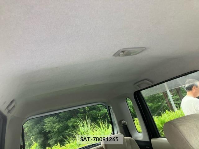 Daihatsu TANTO EXE 2010-03 8102288-12