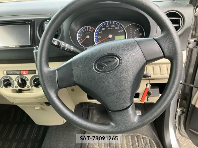 Daihatsu TANTO EXE 2010-03 8102288-13