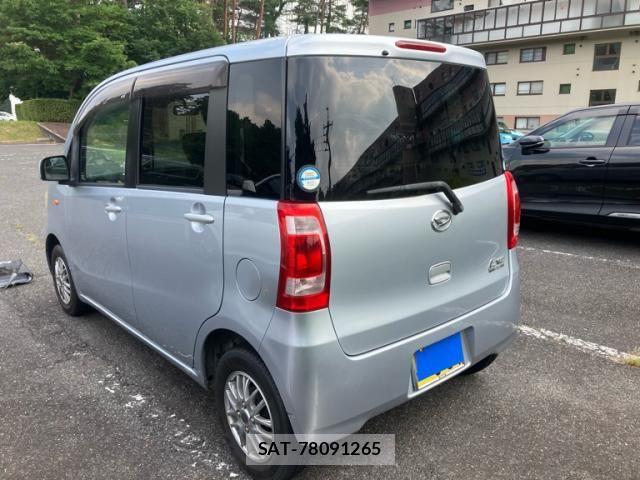 Daihatsu TANTO EXE 2010-03 8102288-3