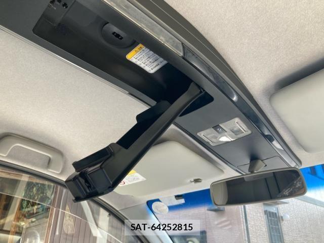 Daihatsu TANTO EXE 2010-03 8317628-20