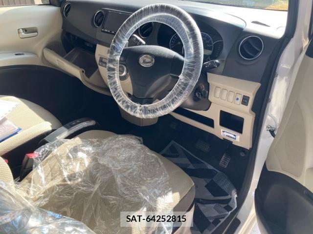 Daihatsu TANTO EXE 2010-03 8317628-21