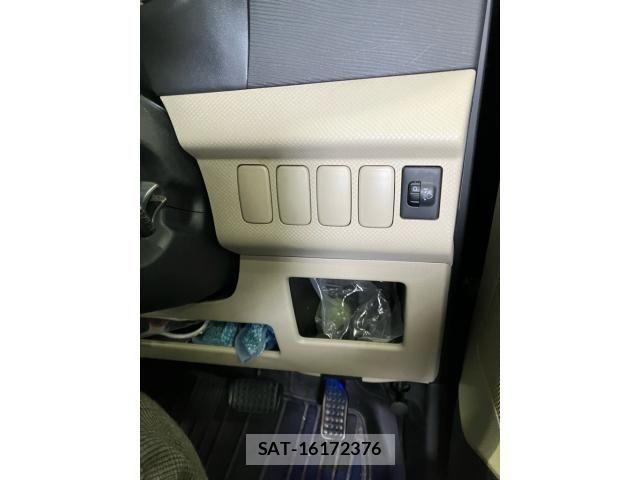 Daihatsu TANTO EXE 2010-07 8872257-14