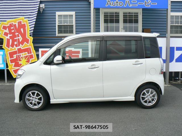 Daihatsu TANTO EXE 2013-01 4050621-1