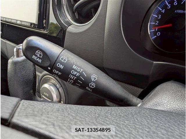 Daihatsu TANTO EXE 2013-05 7330628-18