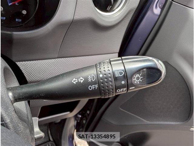 Daihatsu TANTO EXE 2013-05 7330628-19