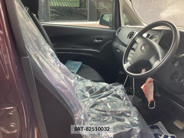 Daihatsu TANTO EXE 2011-05 7330627-12