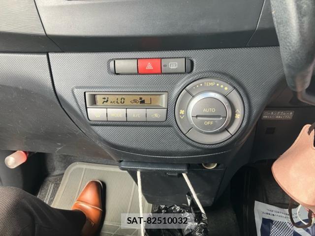 Daihatsu TANTO EXE 2011-05 7330627-18