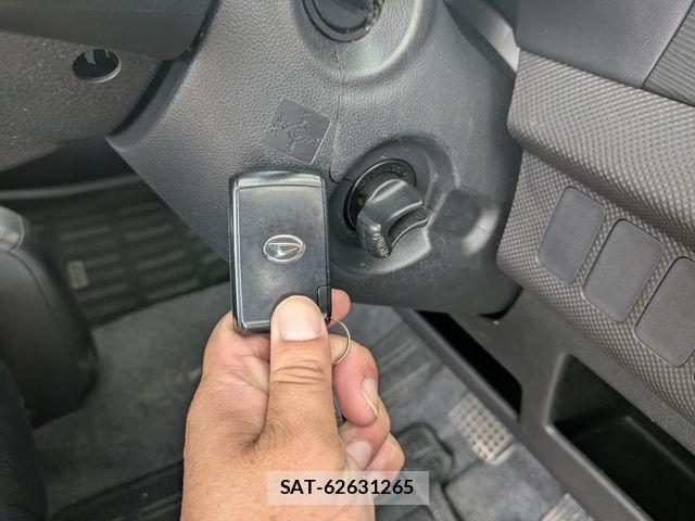Daihatsu TANTO EXE 2013-05 7330631-15